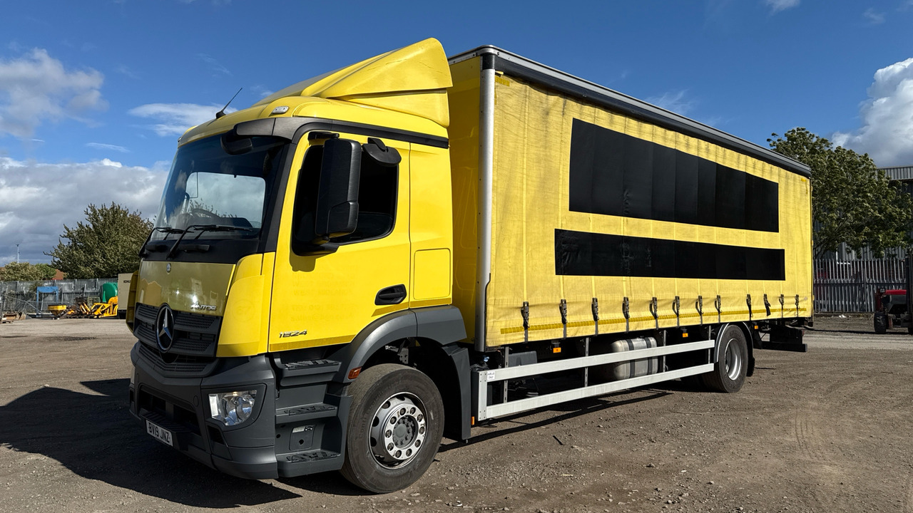 MERCEDES-BENZ ANTOS 1824 - Schuifzeilen vrachtwagen: afbeelding 2 MERCEDES-BENZ ANTOS 1824 - Schuifzeilen vrachtwagen: afbeelding 2