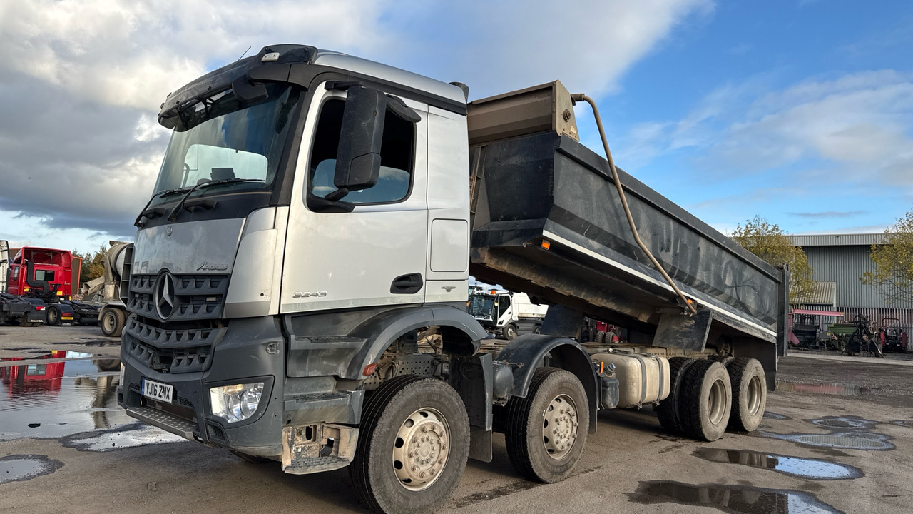 MERCEDES-BENZ AROCS  3243 - Kipper vrachtwagen: afbeelding 2 MERCEDES-BENZ AROCS  3243 - Kipper vrachtwagen: afbeelding 2