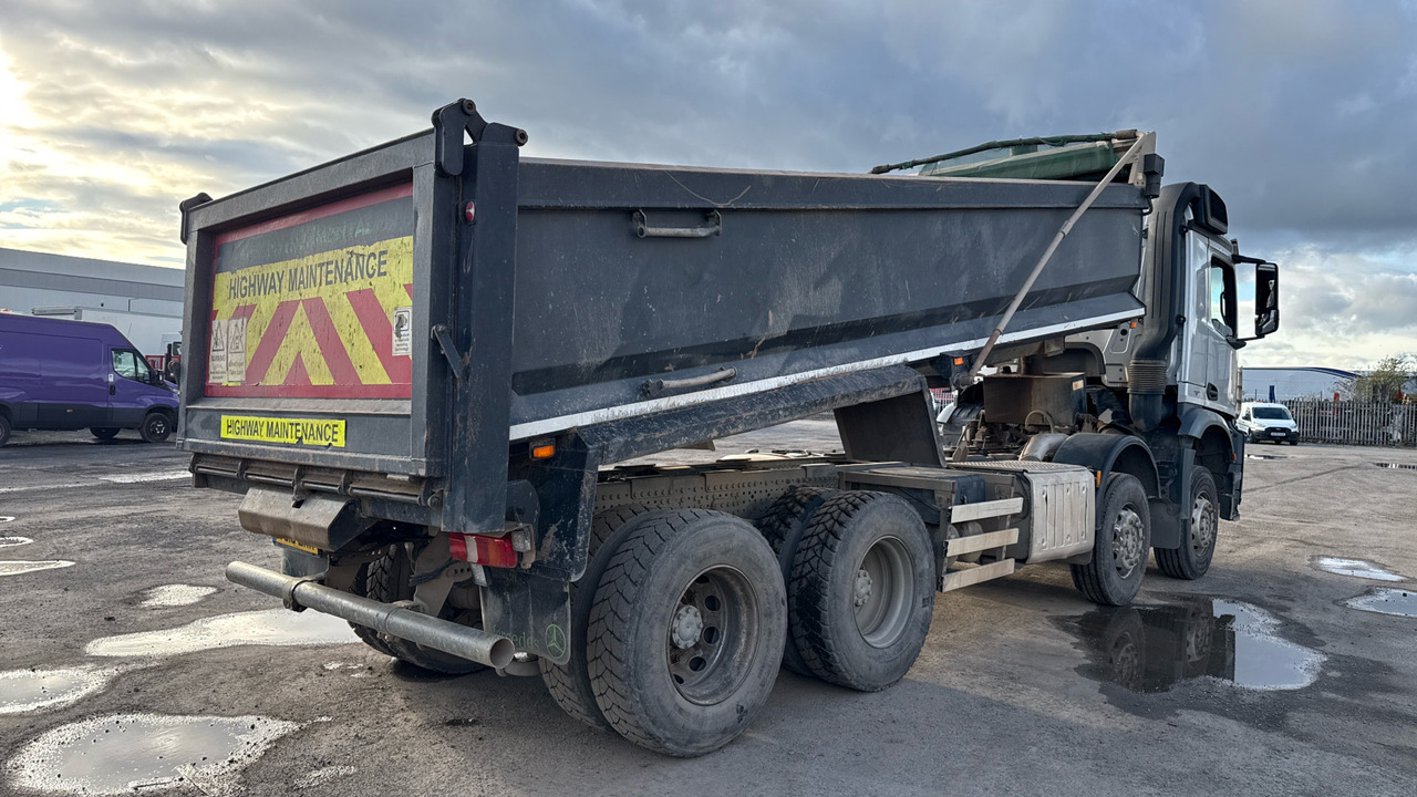 MERCEDES-BENZ AROCS  3243 - Kipper vrachtwagen: afbeelding 4 MERCEDES-BENZ AROCS  3243 - Kipper vrachtwagen: afbeelding 4
