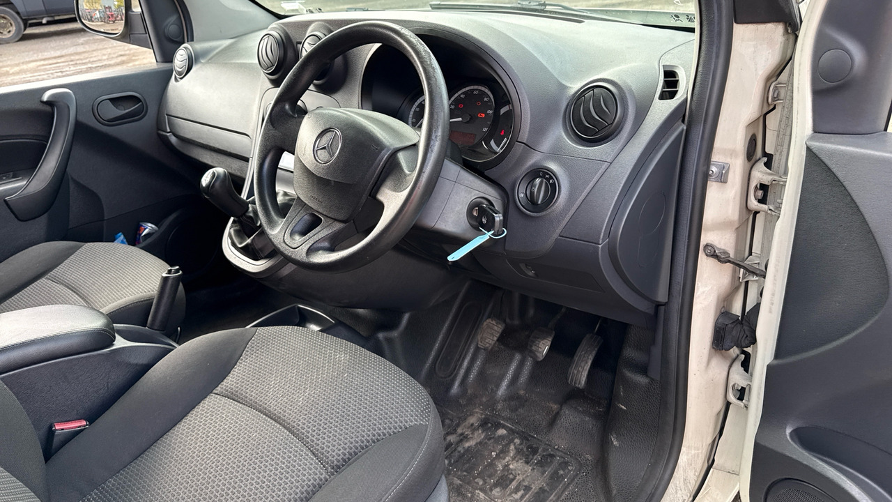 MERCEDES-BENZ CITAN 109 CDI BLUEEFFICIENCY - Kleine bestelwagen: afbeelding 5 MERCEDES-BENZ CITAN 109 CDI BLUEEFFICIENCY - Kleine bestelwagen: afbeelding 5