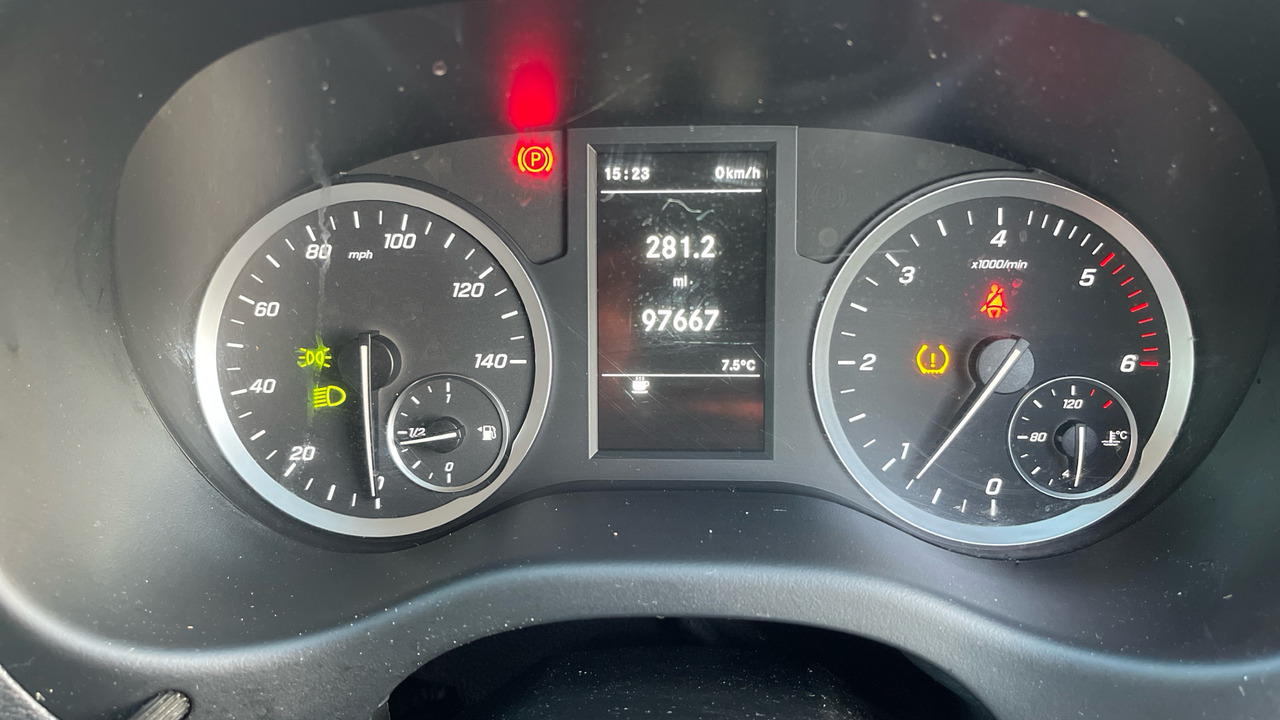 Kleine bestelwagen MERCEDES-BENZ VITO 114 CDI PROGRESSIVE: afbeelding 18