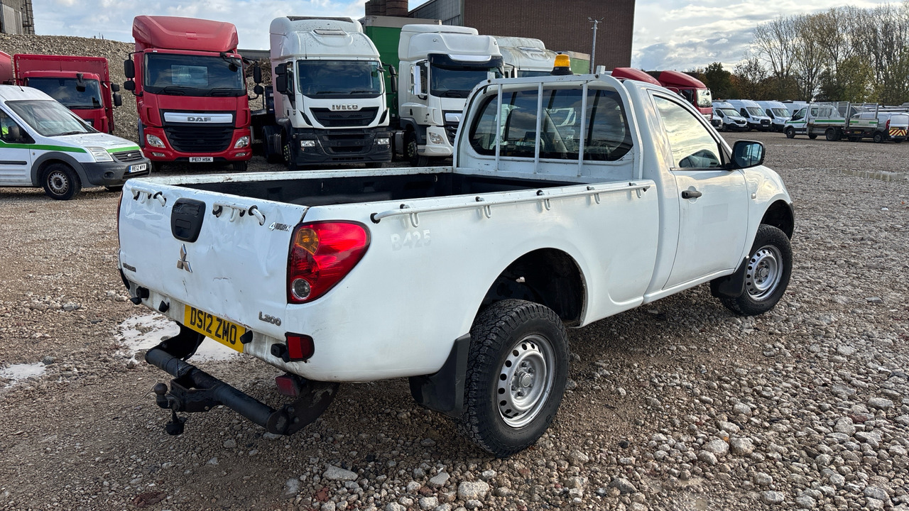 MITSUBISHI L200 - Pick-up: afbeelding 4 MITSUBISHI L200 - Pick-up: afbeelding 4