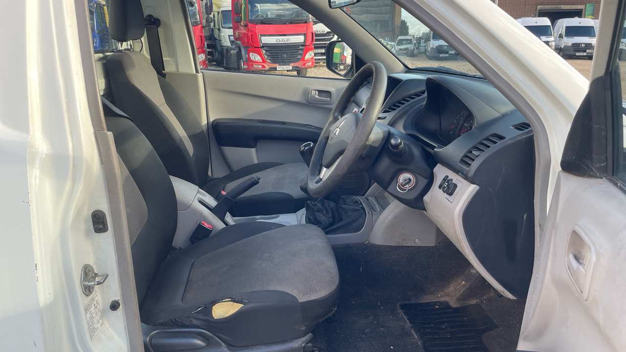 MITSUBISHI L200 - Pick-up: afbeelding 5 MITSUBISHI L200 - Pick-up: afbeelding 5