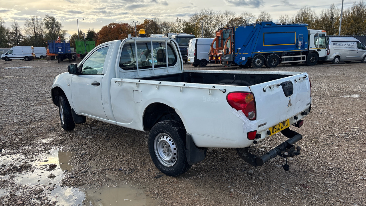 MITSUBISHI L200 - Pick-up: afbeelding 3 MITSUBISHI L200 - Pick-up: afbeelding 3