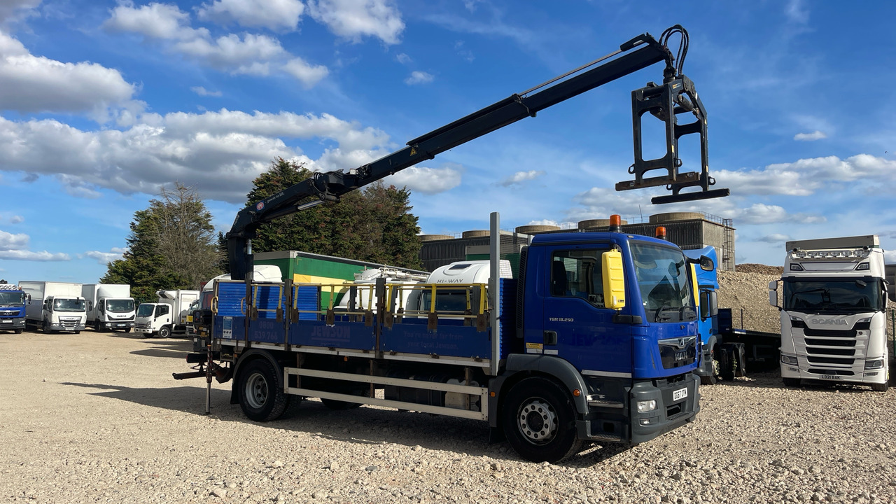 Man TGM 18.250 - Vrachtwagen met open laadbak, Kraanwagen: afbeelding 1 Man TGM 18.250 - Vrachtwagen met open laadbak, Kraanwagen: afbeelding 1