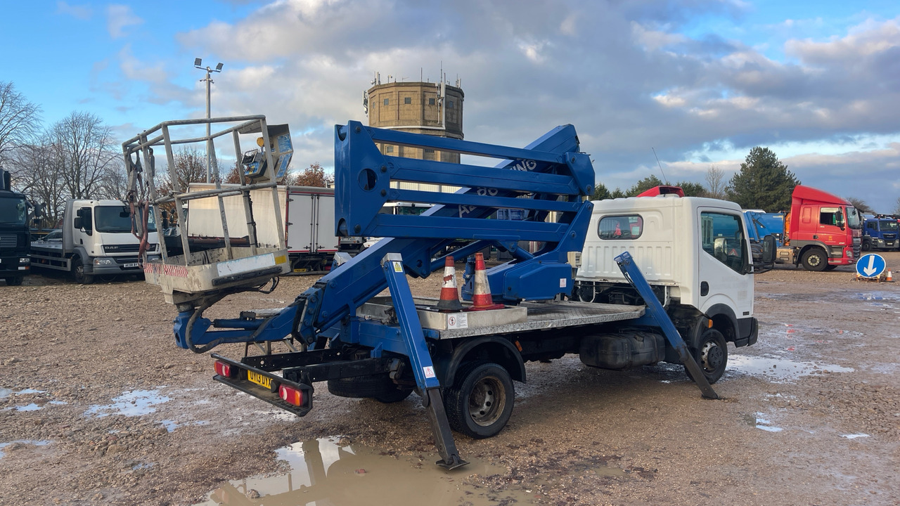 NISSAN CABSTAR 35.14 - Vrachtwagen hoogwerker: afbeelding 4 NISSAN CABSTAR 35.14 - Vrachtwagen hoogwerker: afbeelding 4