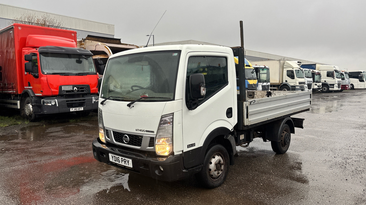 NISSAN NT400 CABSTAR 34.12 DCI - Bestelwagen open laadbak: afbeelding 2 NISSAN NT400 CABSTAR 34.12 DCI - Bestelwagen open laadbak: afbeelding 2