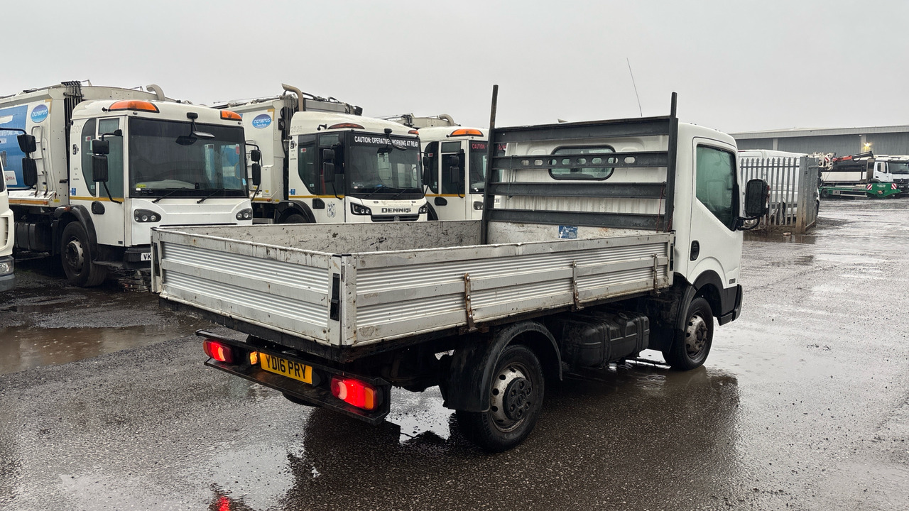 NISSAN NT400 CABSTAR 34.12 DCI - Bestelwagen open laadbak: afbeelding 4 NISSAN NT400 CABSTAR 34.12 DCI - Bestelwagen open laadbak: afbeelding 4