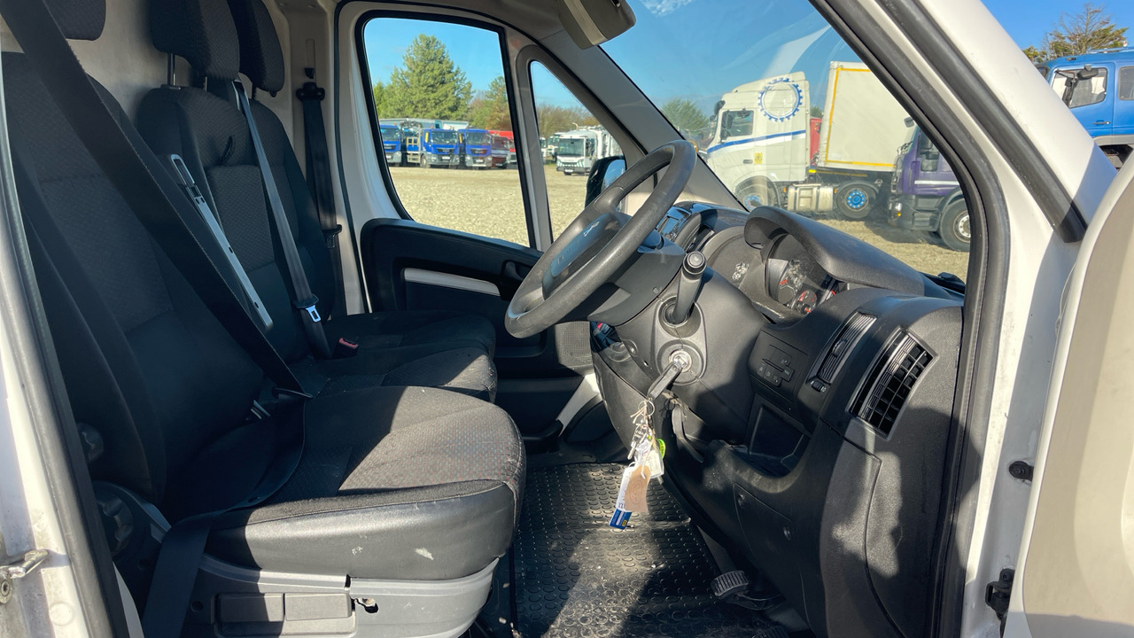 PEUGEOT BOXER 333 2.2 BLUE HDI 120PS - Kleine bestelwagen: afbeelding 5 PEUGEOT BOXER 333 2.2 BLUE HDI 120PS - Kleine bestelwagen: afbeelding 5