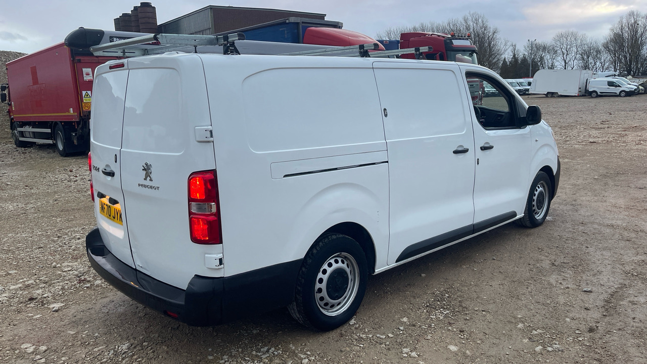 PEUGEOT EXPERT PROFESSBLIONAL 1.5 BLUEHDI - Gesloten bestelwagen: afbeelding 4 PEUGEOT EXPERT PROFESSBLIONAL 1.5 BLUEHDI - Gesloten bestelwagen: afbeelding 4