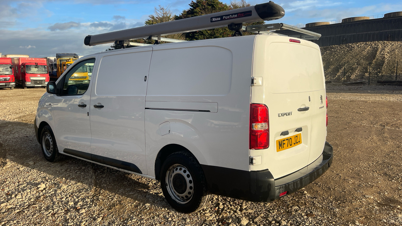 PEUGEOT EXPERT PROFESSIONAL 1.5 BLUEHDI - Gesloten bestelwagen: afbeelding 3 PEUGEOT EXPERT PROFESSIONAL 1.5 BLUEHDI - Gesloten bestelwagen: afbeelding 3