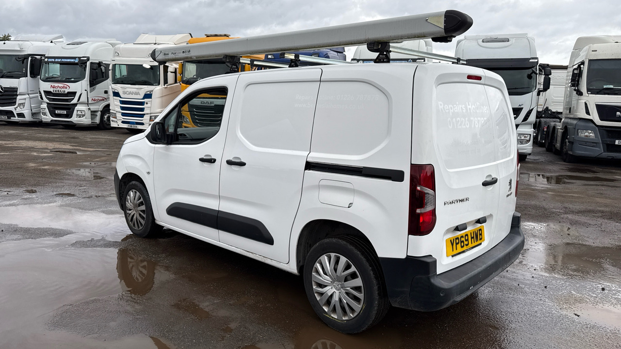 PEUGEOT PARTNER 1000 1.5 BlueHDi 100PS - Kleine bestelwagen: afbeelding 3 PEUGEOT PARTNER 1000 1.5 BlueHDi 100PS - Kleine bestelwagen: afbeelding 3