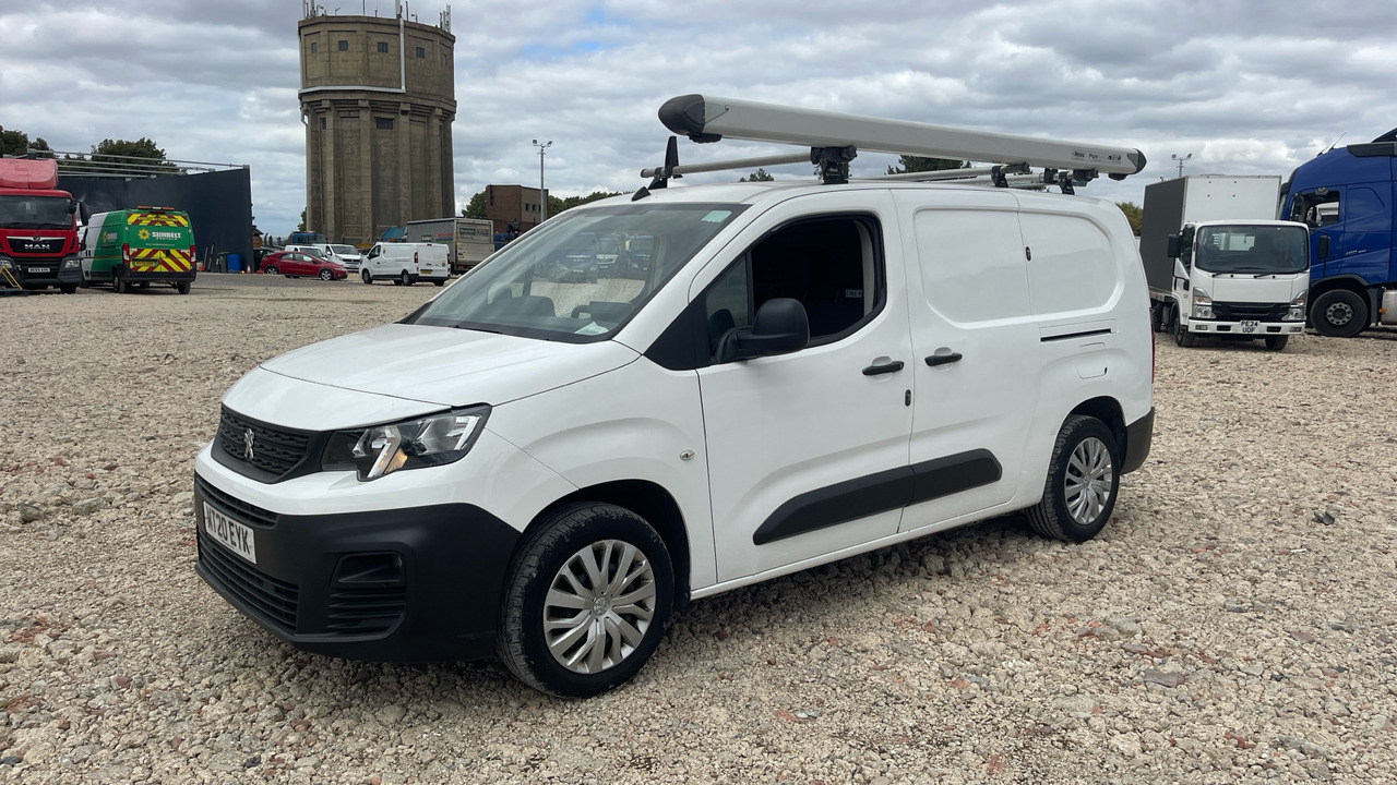 PEUGEOT PARTNER PROFESSIONAL 1.5 BLUE HDI - Kleine bestelwagen: afbeelding 2 PEUGEOT PARTNER PROFESSIONAL 1.5 BLUE HDI - Kleine bestelwagen: afbeelding 2