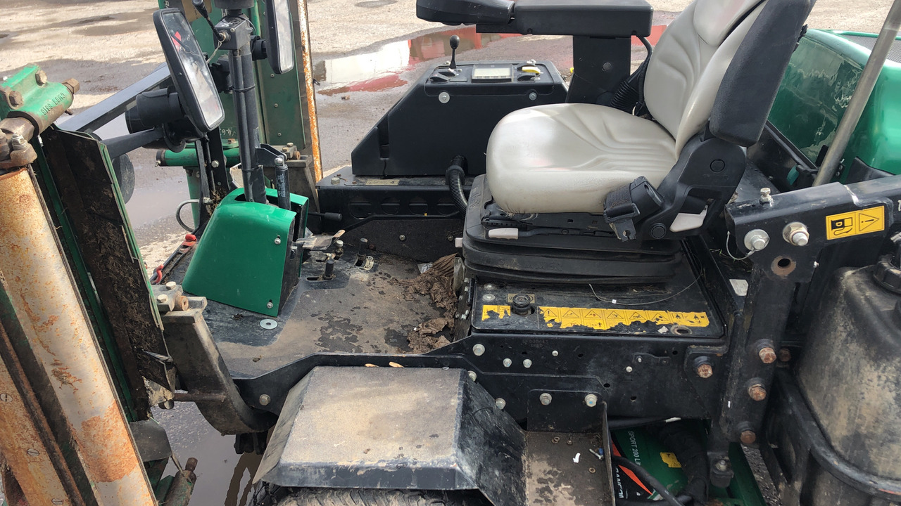 RANSOMES HIGHWAY 3 SPORT 200 LITE - Gazonmaaier: afbeelding 5 RANSOMES HIGHWAY 3 SPORT 200 LITE - Gazonmaaier: afbeelding 5