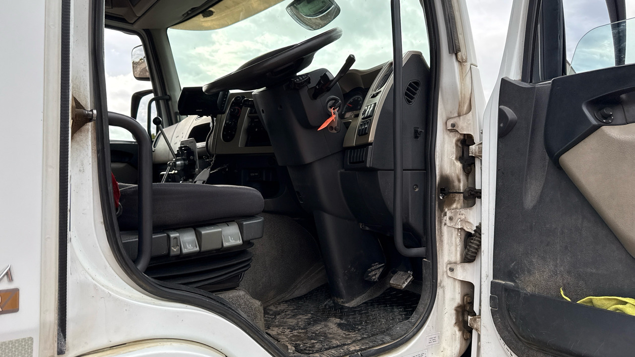 RENAULT PREMIUM 430 DXI - Betonmixer: afbeelding 5 RENAULT PREMIUM 430 DXI - Betonmixer: afbeelding 5