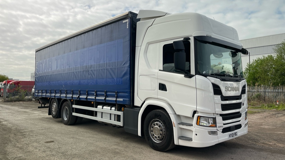 SCANIA G 320 EURO 6 - Schuifzeilen vrachtwagen: afbeelding 1 SCANIA G 320 EURO 6 - Schuifzeilen vrachtwagen: afbeelding 1
