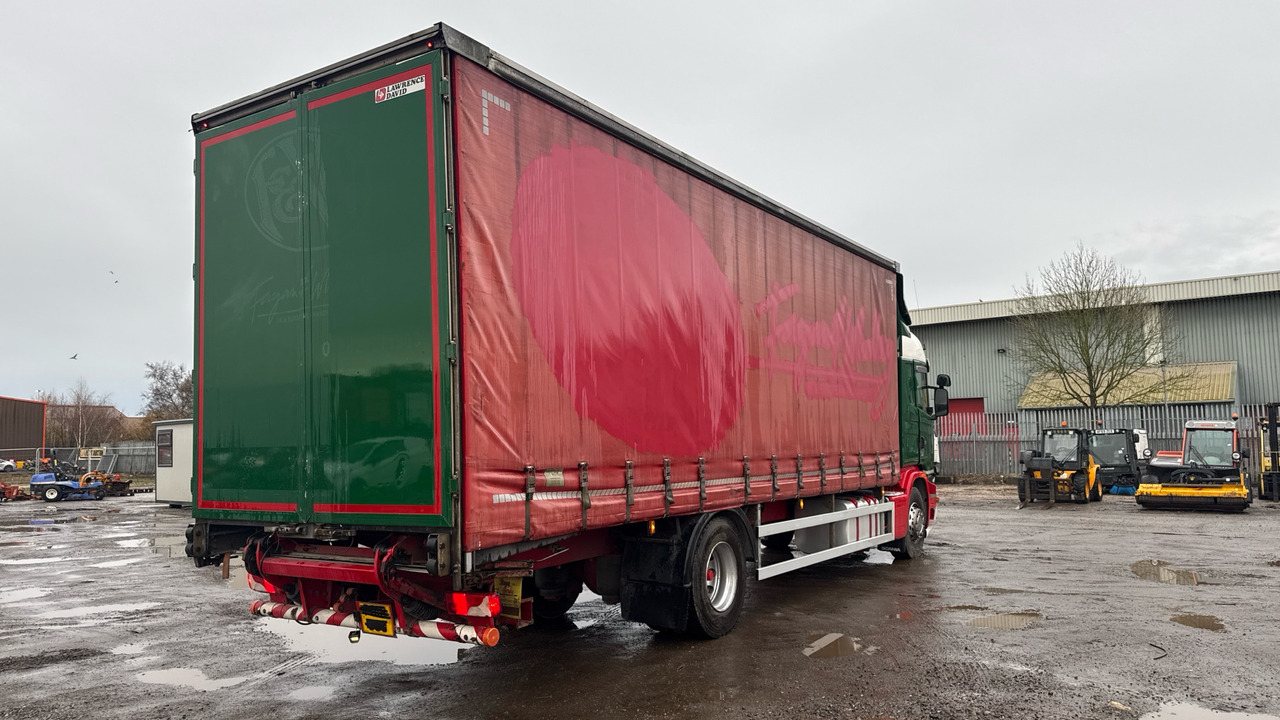 SCANIA G 320 - Schuifzeilen vrachtwagen: afbeelding 4 SCANIA G 320 - Schuifzeilen vrachtwagen: afbeelding 4