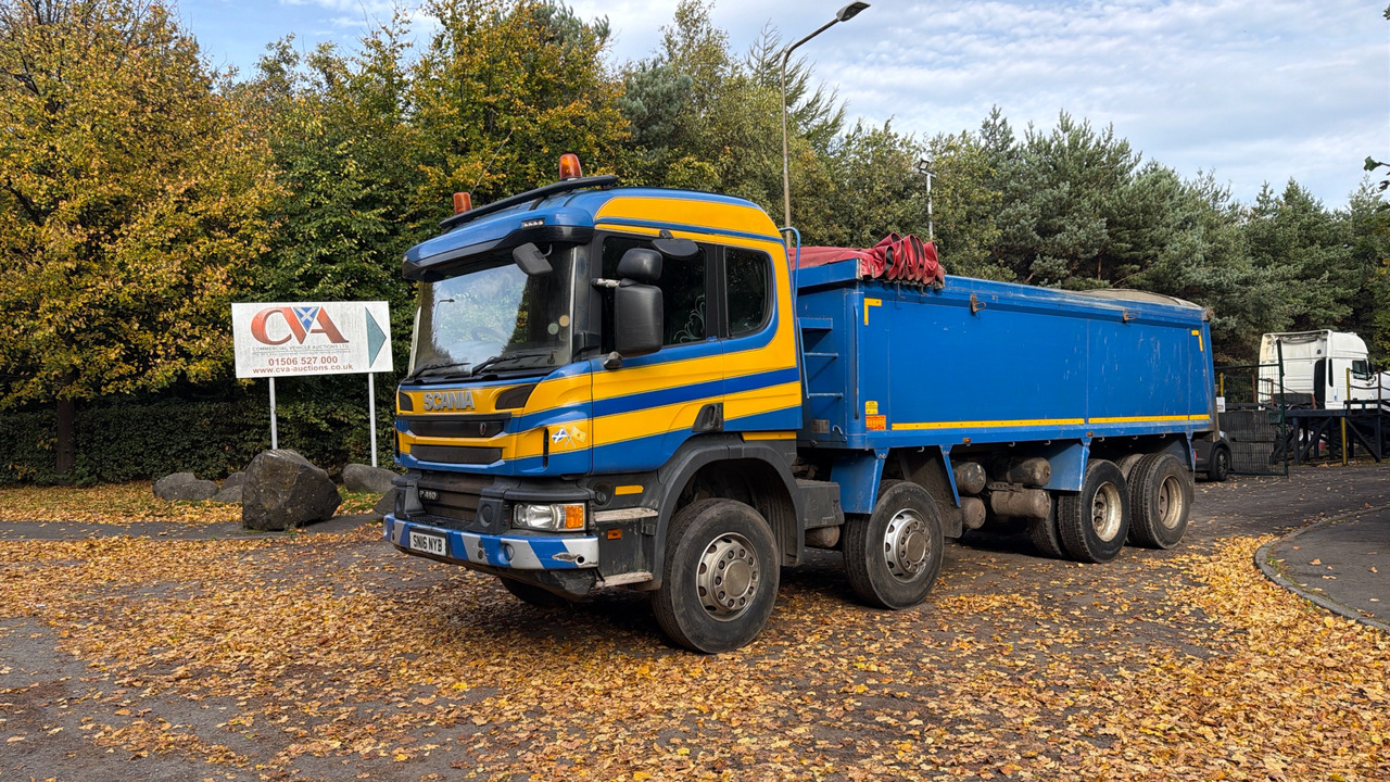 SCANIA P 410 - Kipper vrachtwagen: afbeelding 2 SCANIA P 410 - Kipper vrachtwagen: afbeelding 2
