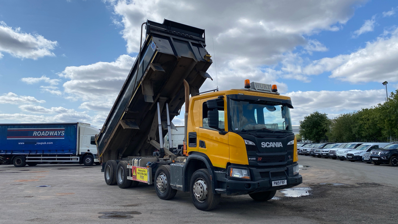 SCANIA P 410 XT - Kipper vrachtwagen: afbeelding 1 SCANIA P 410 XT - Kipper vrachtwagen: afbeelding 1