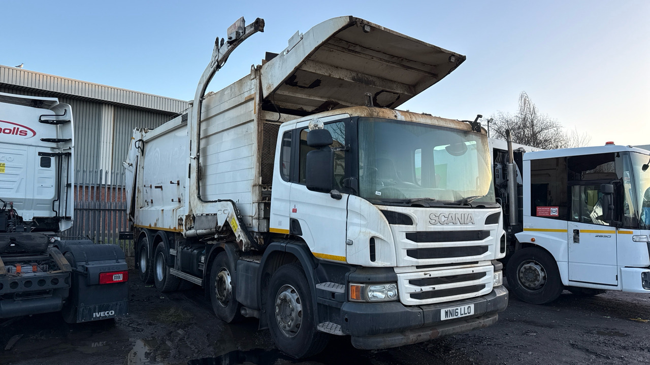 SCANIA P-SRS C-CLASS - Vuilniswagen: afbeelding 2 SCANIA P-SRS C-CLASS - Vuilniswagen: afbeelding 2