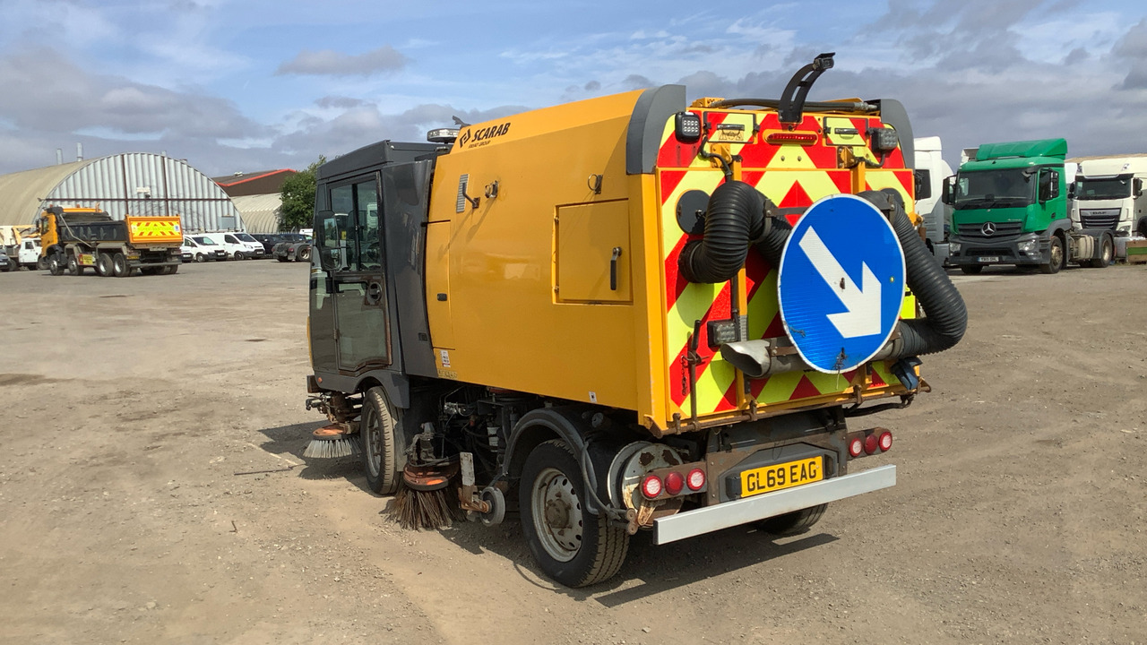 SCARAB M25H - Veegwagen: afbeelding 4 SCARAB M25H - Veegwagen: afbeelding 4