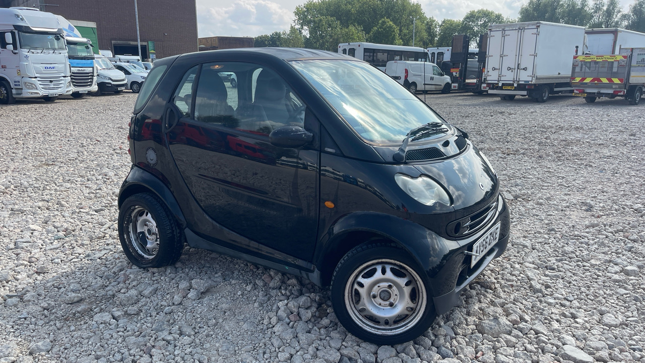 SMART FORTWO COUPE PURE 50 - Personenwagen: afbeelding 3 SMART FORTWO COUPE PURE 50 - Personenwagen: afbeelding 3