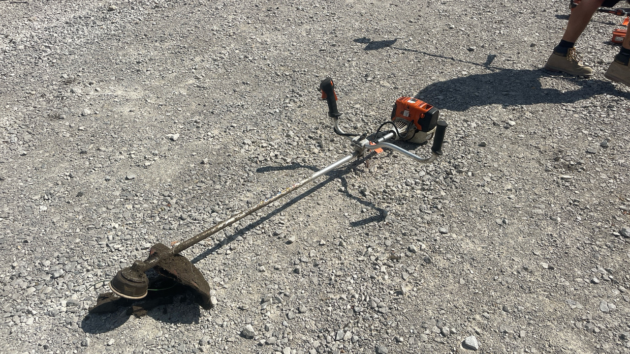 STIHL FS91 - Bouwmaterieel: afbeelding 2 STIHL FS91 - Bouwmaterieel: afbeelding 2