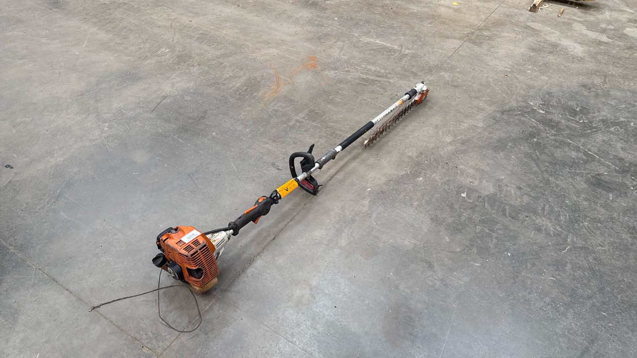 STIHL HEDGE CUTTER - Bouwmaterieel: afbeelding 4 STIHL HEDGE CUTTER - Bouwmaterieel: afbeelding 4