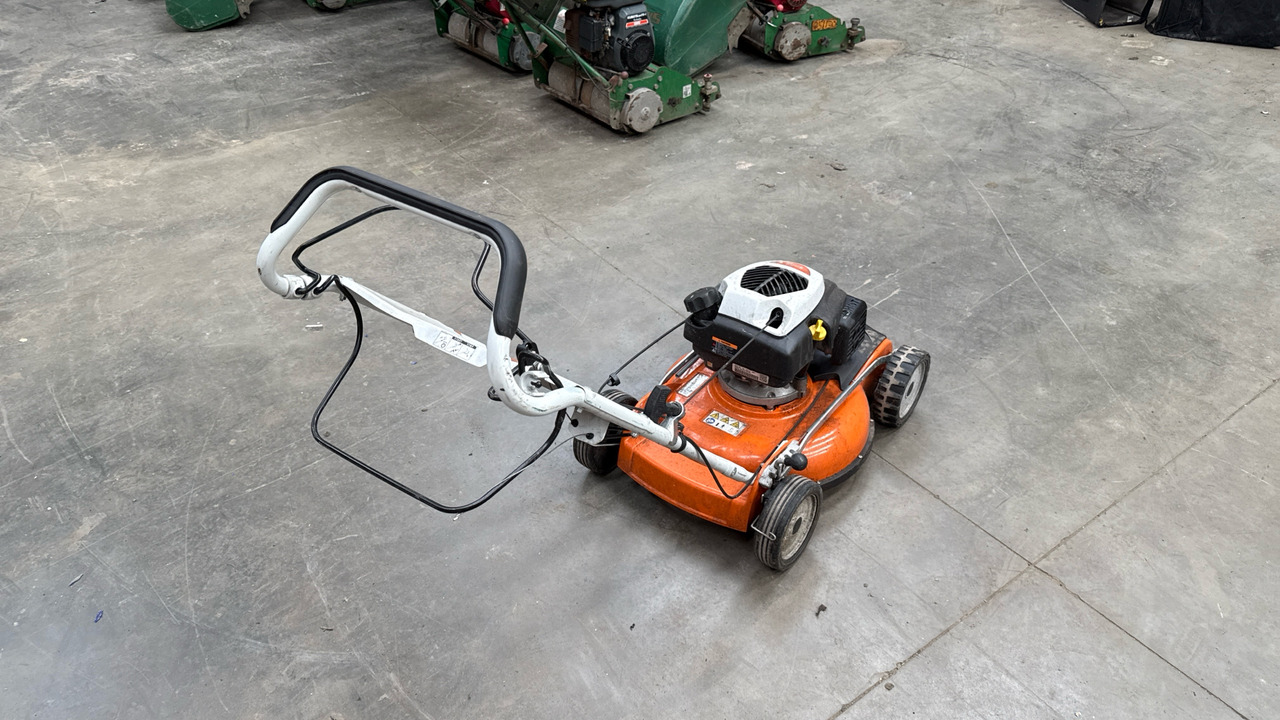 STIHL RM4 RTP - Bouwmaterieel: afbeelding 2 STIHL RM4 RTP - Bouwmaterieel: afbeelding 2
