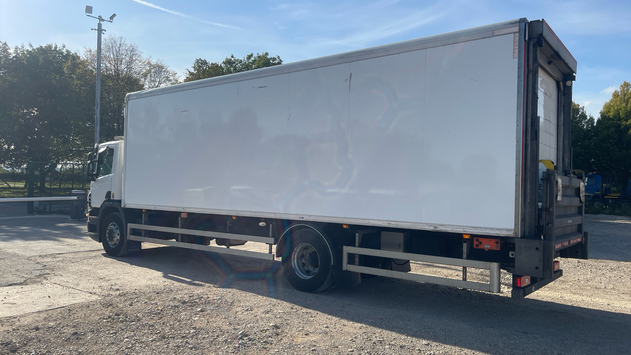 Scania P 250 - Koelwagen vrachtwagen: afbeelding 3 Scania P 250 - Koelwagen vrachtwagen: afbeelding 3