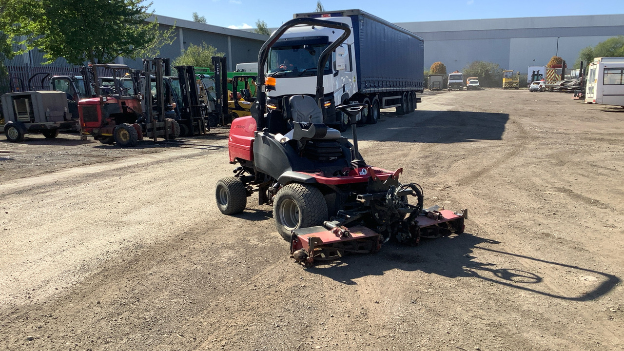 TORO LT3340 - Gazonmaaier: afbeelding 2 TORO LT3340 - Gazonmaaier: afbeelding 2