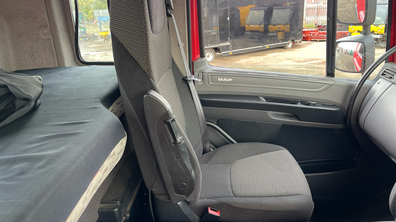 Trekker DAF CF 440: afbeelding 8