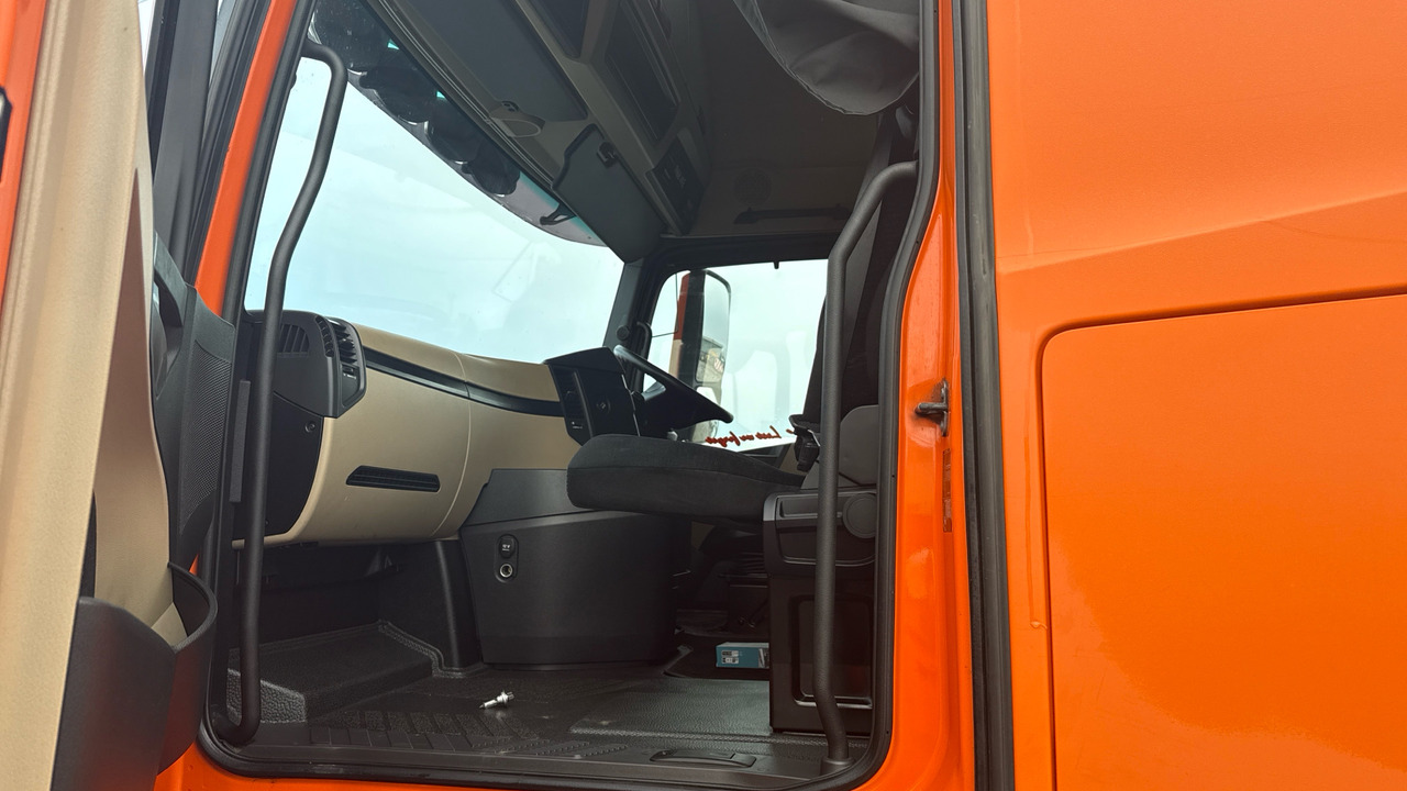 Trekker MERCEDES-BENZ ACTROS 1845: afbeelding 17 Trekker MERCEDES-BENZ ACTROS 1845: afbeelding 17