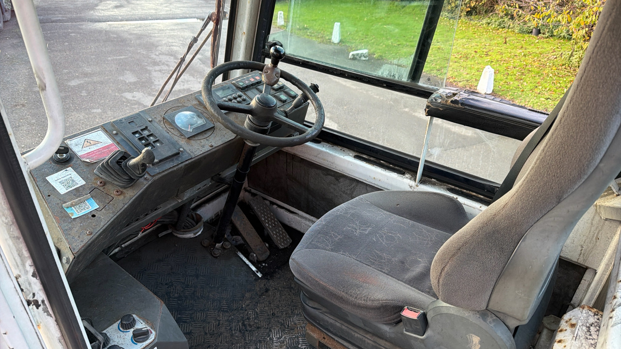 TERBERG YT180 - Trekker: afbeelding 5 TERBERG YT180 - Trekker: afbeelding 5