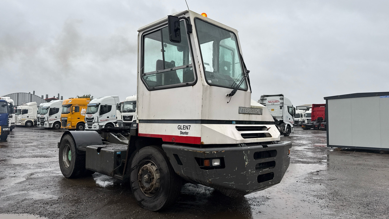 TERBERG YT180 - Trekker: afbeelding 1 TERBERG YT180 - Trekker: afbeelding 1