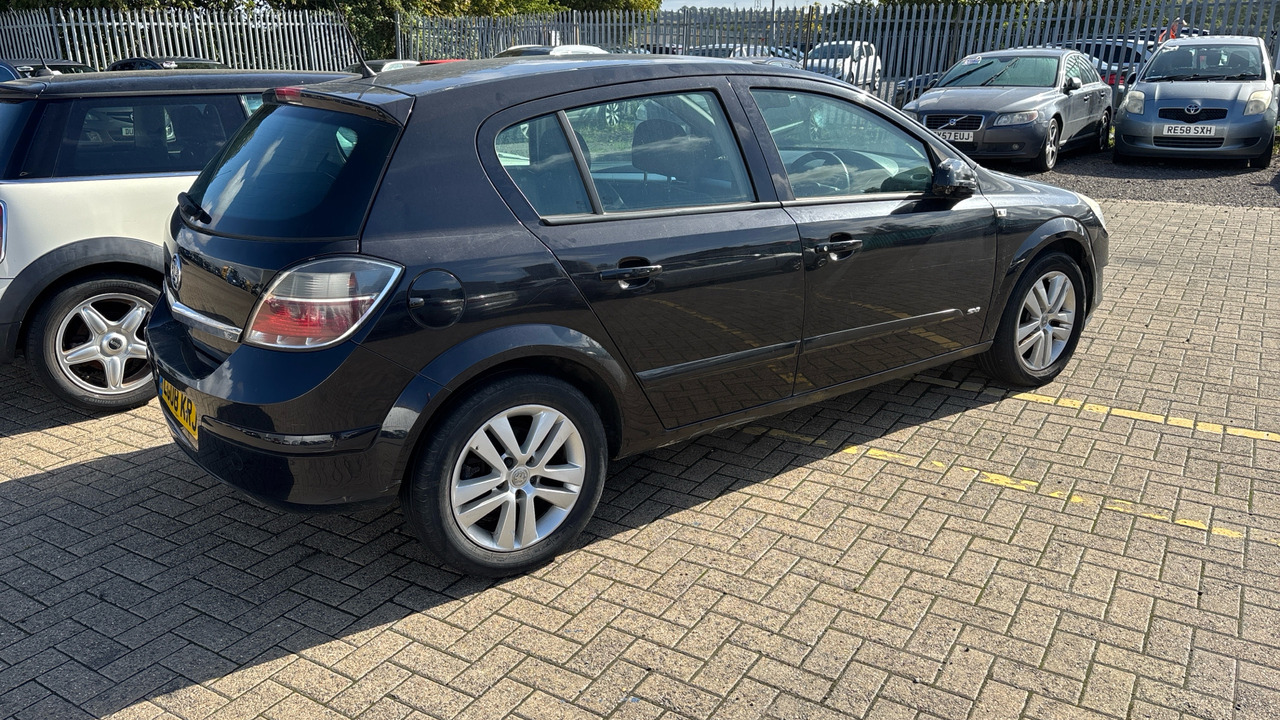 VAUXHALL ASTRA 1.6 SXI - Hatchback: afbeelding 4 VAUXHALL ASTRA 1.6 SXI - Hatchback: afbeelding 4