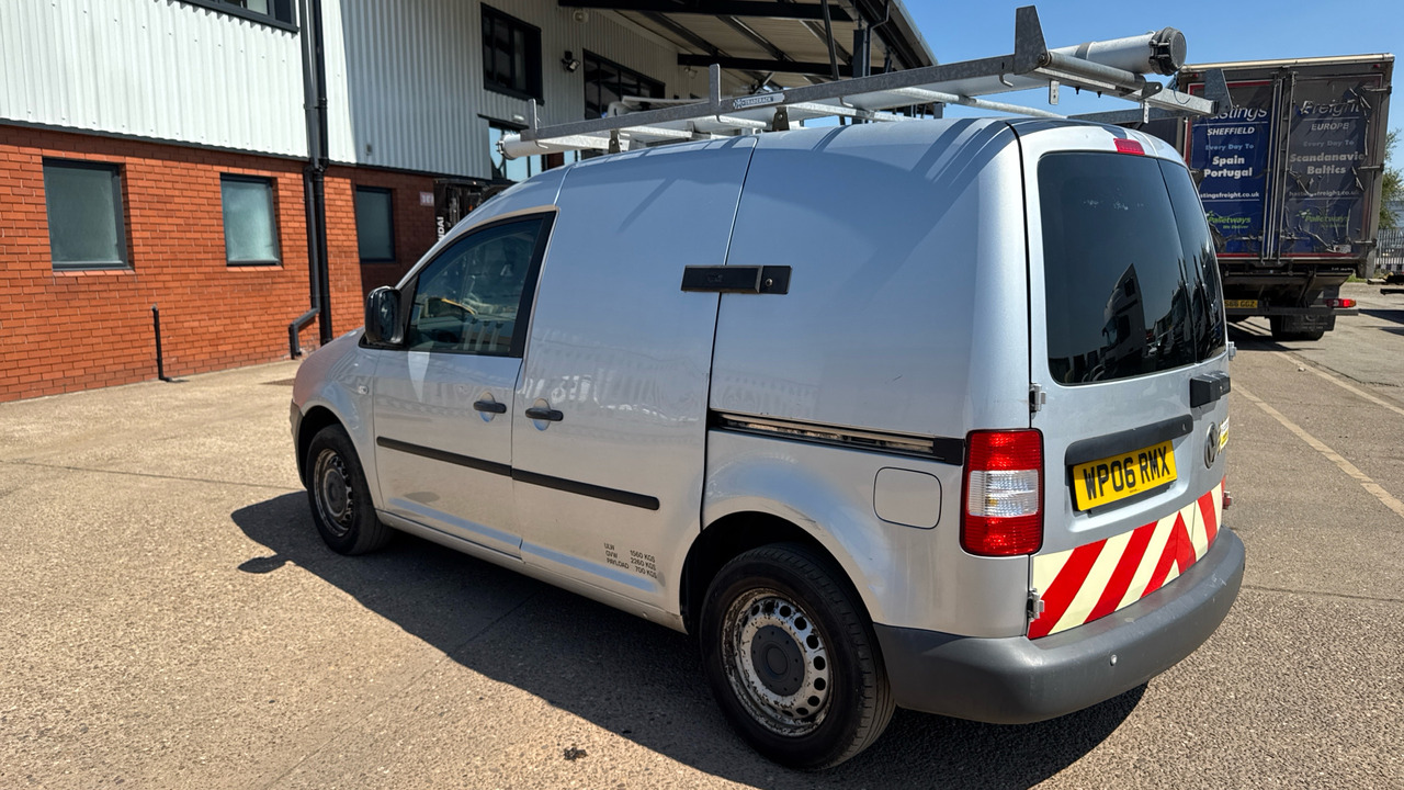 VOLKSWAGEN CADDY C20 1.9 TDI PD 104PS - Kleine bestelwagen: afbeelding 3 VOLKSWAGEN CADDY C20 1.9 TDI PD 104PS - Kleine bestelwagen: afbeelding 3