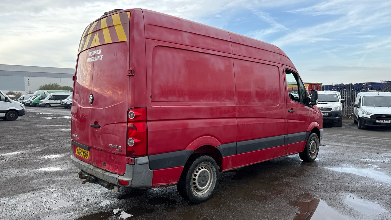 VOLKSWAGEN CRAFTER 35 2.5 BlueTDI 109PS - Gesloten bestelwagen: afbeelding 4 VOLKSWAGEN CRAFTER 35 2.5 BlueTDI 109PS - Gesloten bestelwagen: afbeelding 4
