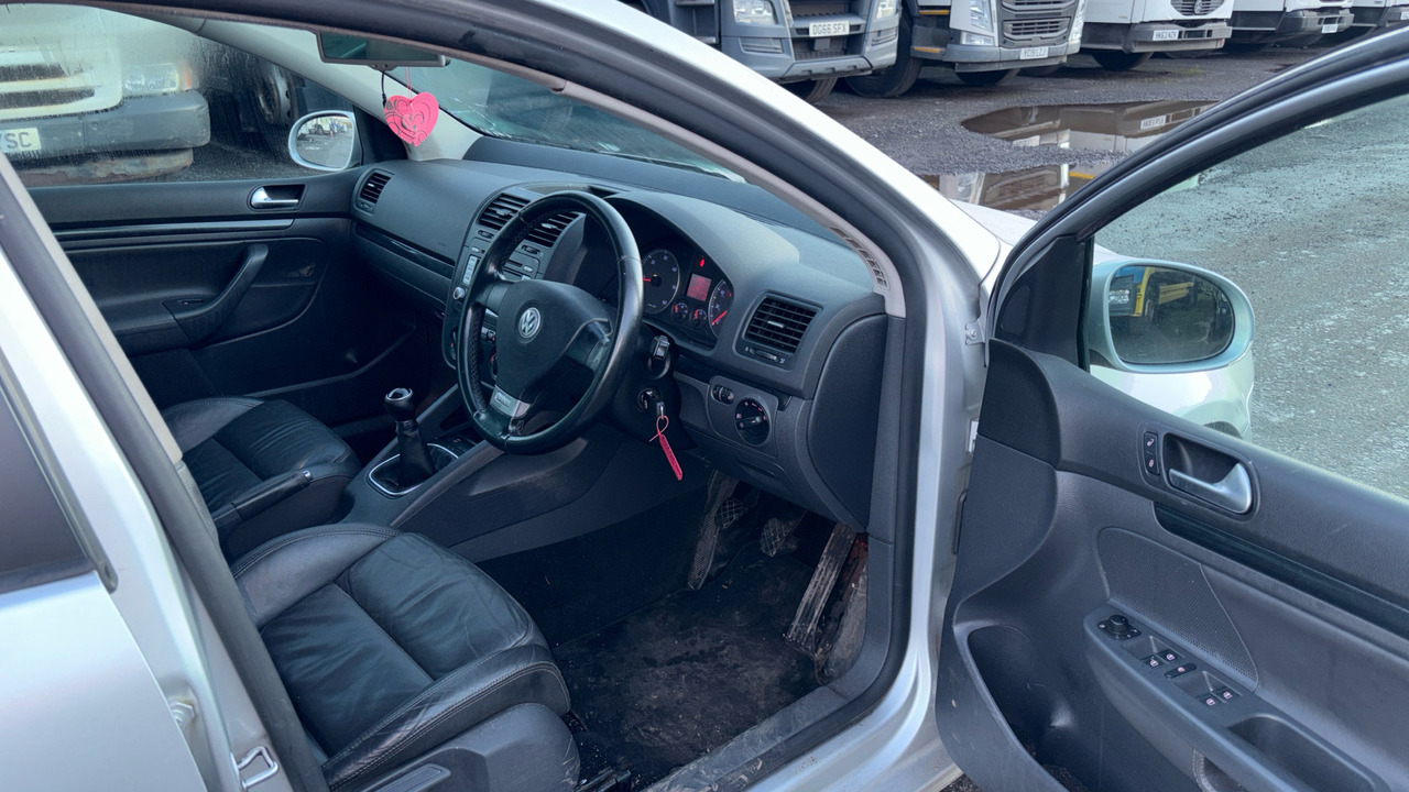 VOLKSWAGEN GOLF 2.0 GT Sport TDI 170 DPF - Hatchback: afbeelding 5 VOLKSWAGEN GOLF 2.0 GT Sport TDI 170 DPF - Hatchback: afbeelding 5