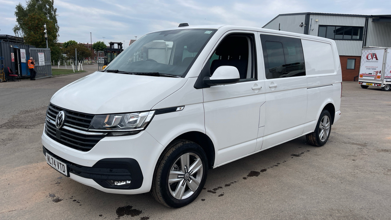 VOLKSWAGEN TRANSPORTER T32 2.0 TDI 150PS HIGHLINE - Bestelwagen met dubbele cabine: afbeelding 2 VOLKSWAGEN TRANSPORTER T32 2.0 TDI 150PS HIGHLINE - Bestelwagen met dubbele cabine: afbeelding 2