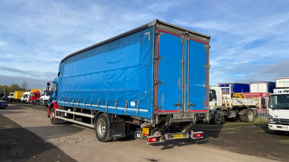 VOLVO FE 250 - Schuifzeilen vrachtwagen: afbeelding 3 VOLVO FE 250 - Schuifzeilen vrachtwagen: afbeelding 3