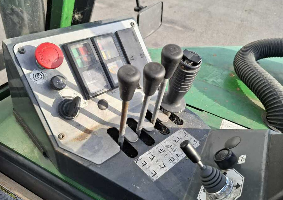 Combilift C3000CB - 4-weg zijlader: afbeelding 5 Combilift C3000CB - 4-weg zijlader: afbeelding 5