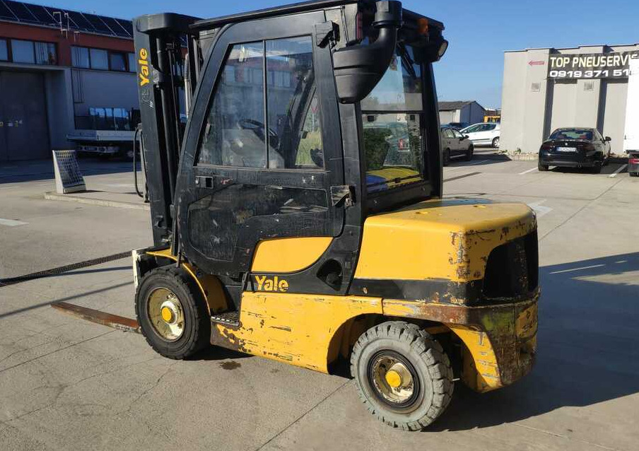 Yale GDP35VX - Diesel heftruck: afbeelding 2 Yale GDP35VX - Diesel heftruck: afbeelding 2