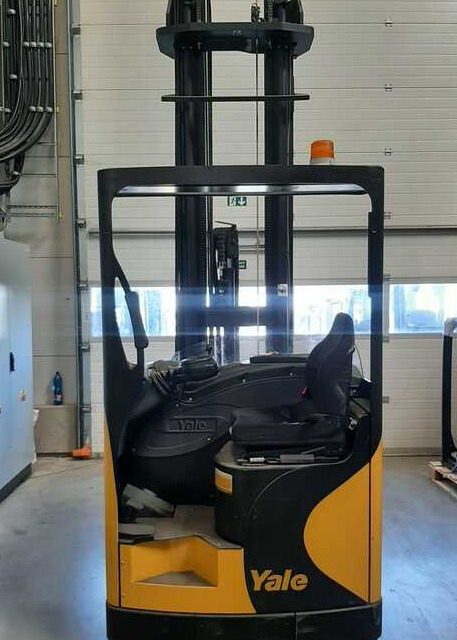 Yale MR16H - Reach truck: afbeelding 4 Yale MR16H - Reach truck: afbeelding 4