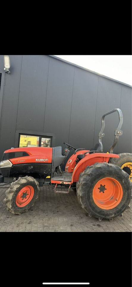 Traktor Kubota L2351 sadowniczy 2018r - Tractor: afbeelding 2 Traktor Kubota L2351 sadowniczy 2018r - Tractor: afbeelding 2