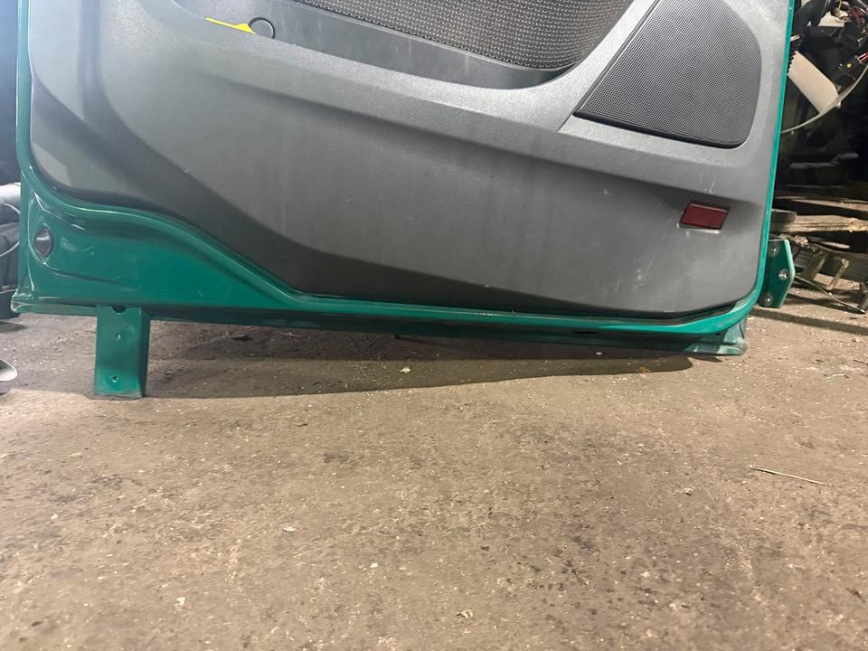 DAF XF 460 EU6 Fahrertür Grün Links Spiegel Innenverkleidung - Deur en onderdelen voor Vrachtwagen: afbeelding 3 DAF XF 460 EU6 Fahrertür Grün Links Spiegel Innenverkleidung - Deur en onderdelen voor Vrachtwagen: afbeelding 3