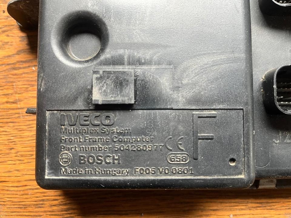 IVECO Multiplex System Front Frame Computer Steuergerät 504280977 - ECU voor Vrachtwagen: afbeelding 2 IVECO Multiplex System Front Frame Computer Steuergerät 504280977 - ECU voor Vrachtwagen: afbeelding 2