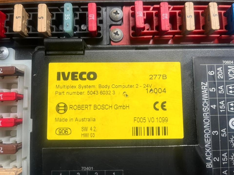 IVECO Sicherungskasten Multiplex System Body Computer 504360323 - Zekeringkast voor Vrachtwagen: afbeelding 2 IVECO Sicherungskasten Multiplex System Body Computer 504360323 - Zekeringkast voor Vrachtwagen: afbeelding 2