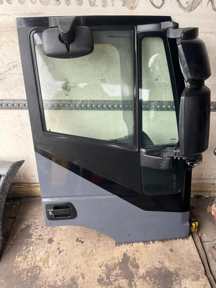 IVECO Stralis 450 Beifahrertür Tür rechts, Spiegel & Verkleidung - Deur en onderdelen voor Vrachtwagen: afbeelding 1 IVECO Stralis 450 Beifahrertür Tür rechts, Spiegel & Verkleidung - Deur en onderdelen voor Vrachtwagen: afbeelding 1