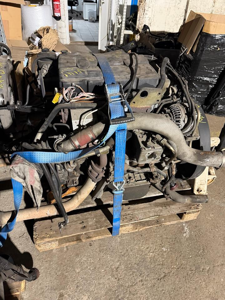 MAN 8.180 Motor EU3 D0834 LFL41 - Motor voor Vrachtwagen: afbeelding 3 MAN 8.180 Motor EU3 D0834 LFL41 - Motor voor Vrachtwagen: afbeelding 3